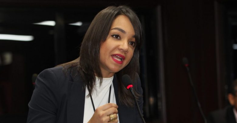 Código Penal se enchiva en el Senado, tendrá que esperar la próxima legislatura - Vimarsana News