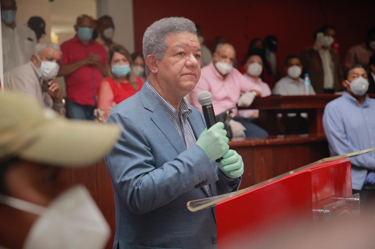 Leonel Fernández.