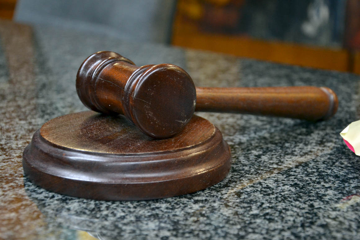 Imponen medidas de coerción a tres hombres por supuesto robo - Vimarsana News