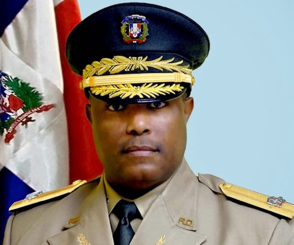 Mayor General JULIO E. FLORIÁN PÉREZ comandante general Ejército RD