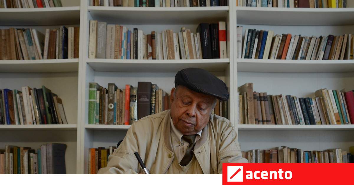 Manuel Mora Serrano, Premio Nacional de Literatura 2021 | Acento