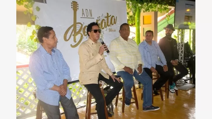   Bonny Cepeda at the time of reaffirming the support of the Vice Ministry of Culture for the DNA Bachata film project.