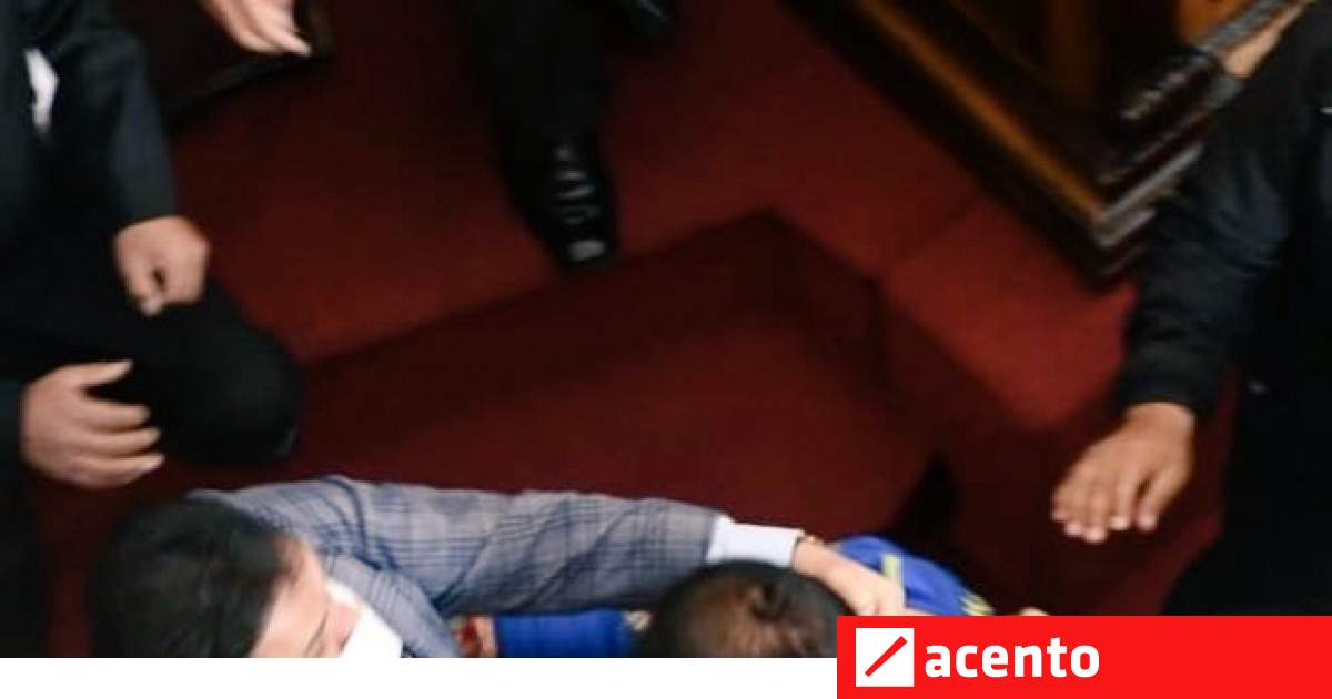 Golpes e insultos en Parlamento boliviano en interpelación a un ministro - Vimarsana News