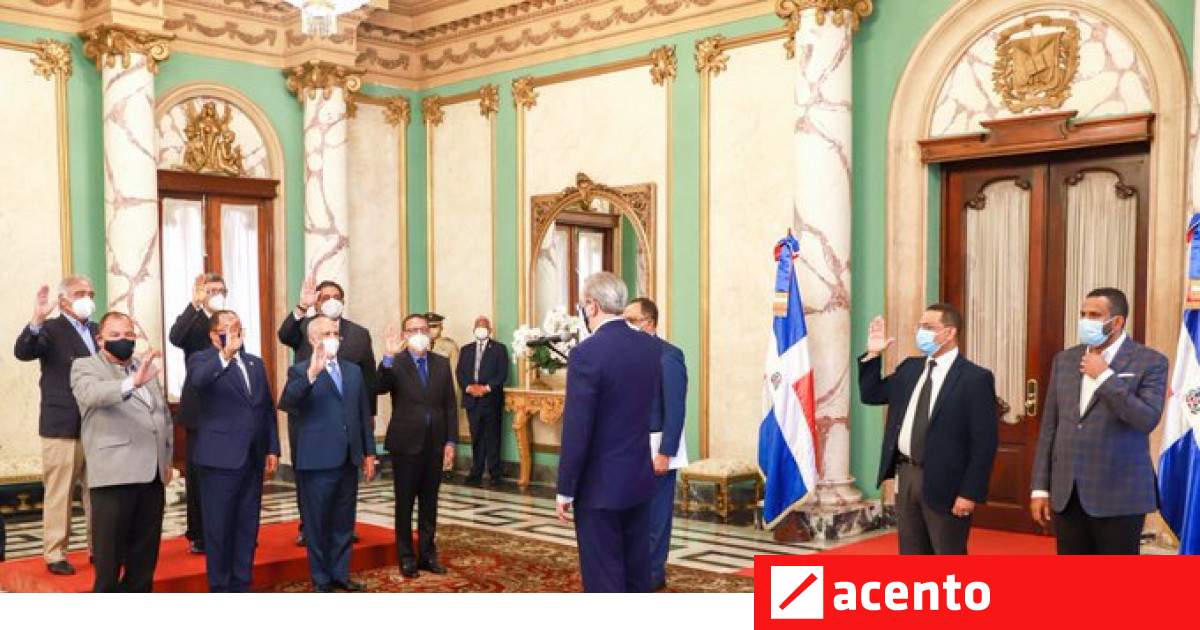 Abinader juramenta a integrantes de Comisión Recuperación Terrenos del Estado - Vimarsana News