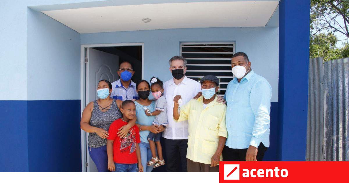 El Gobierno entrega 10 viviendas a familias pobres de San Pedro de Macorís - Vimarsana News