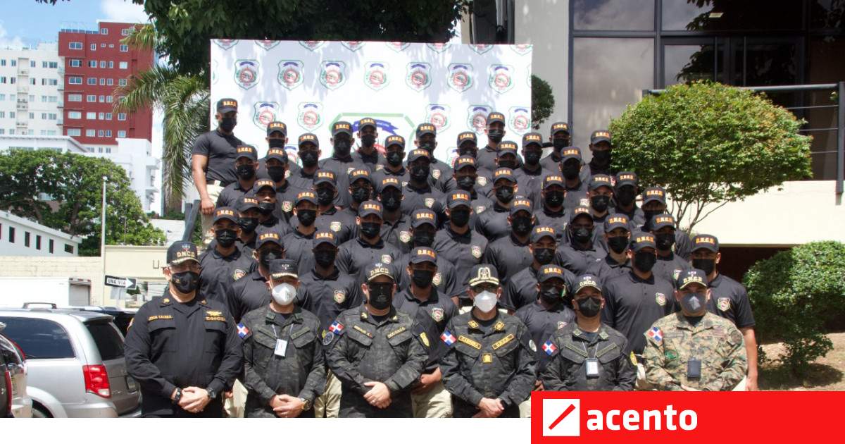 Se gradúan 75 agentes antinarcóticos y 25 binomios caninos - Vimarsana News