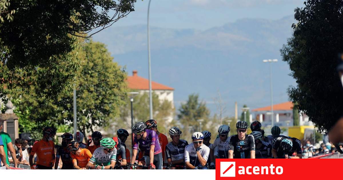 Dos de los cuatro favoritos de La Vuelta 2021 la abandonan - Vimarsana News