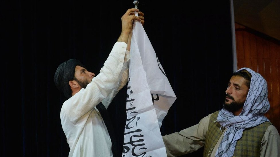 Qué significa que el Talibán defina a Afganistán como un Emirato Islámico - Vimarsana News